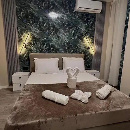 דירה Comfort Porcelan טיראנה